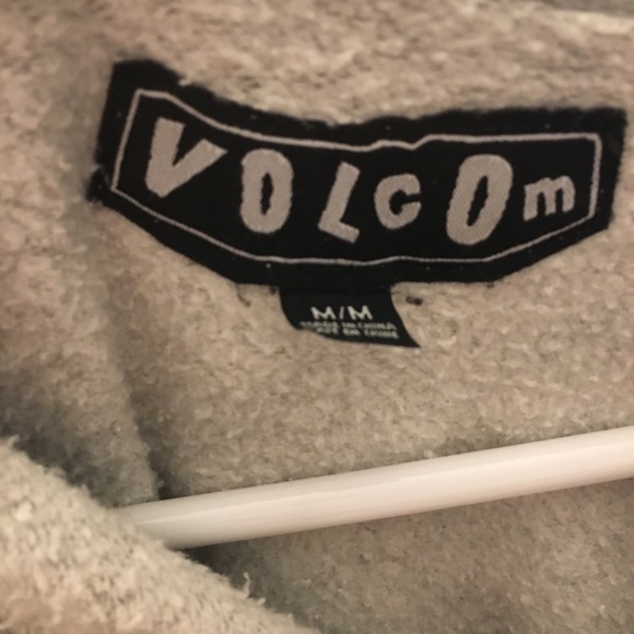 Volcom hoodie - Picture 1 of 3